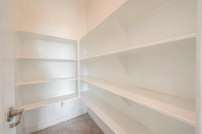 Building Photo - 223 Sintra Lk Wy