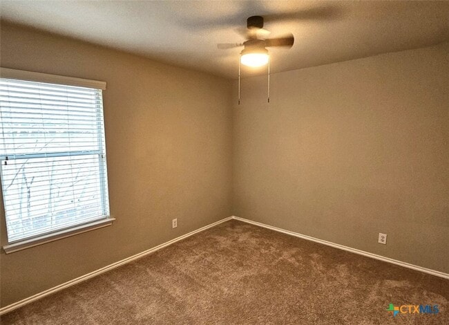 Building Photo - 400 Apache Ledge