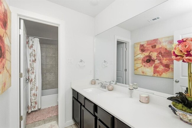 Building Photo - 22604 Maidengrass Ln