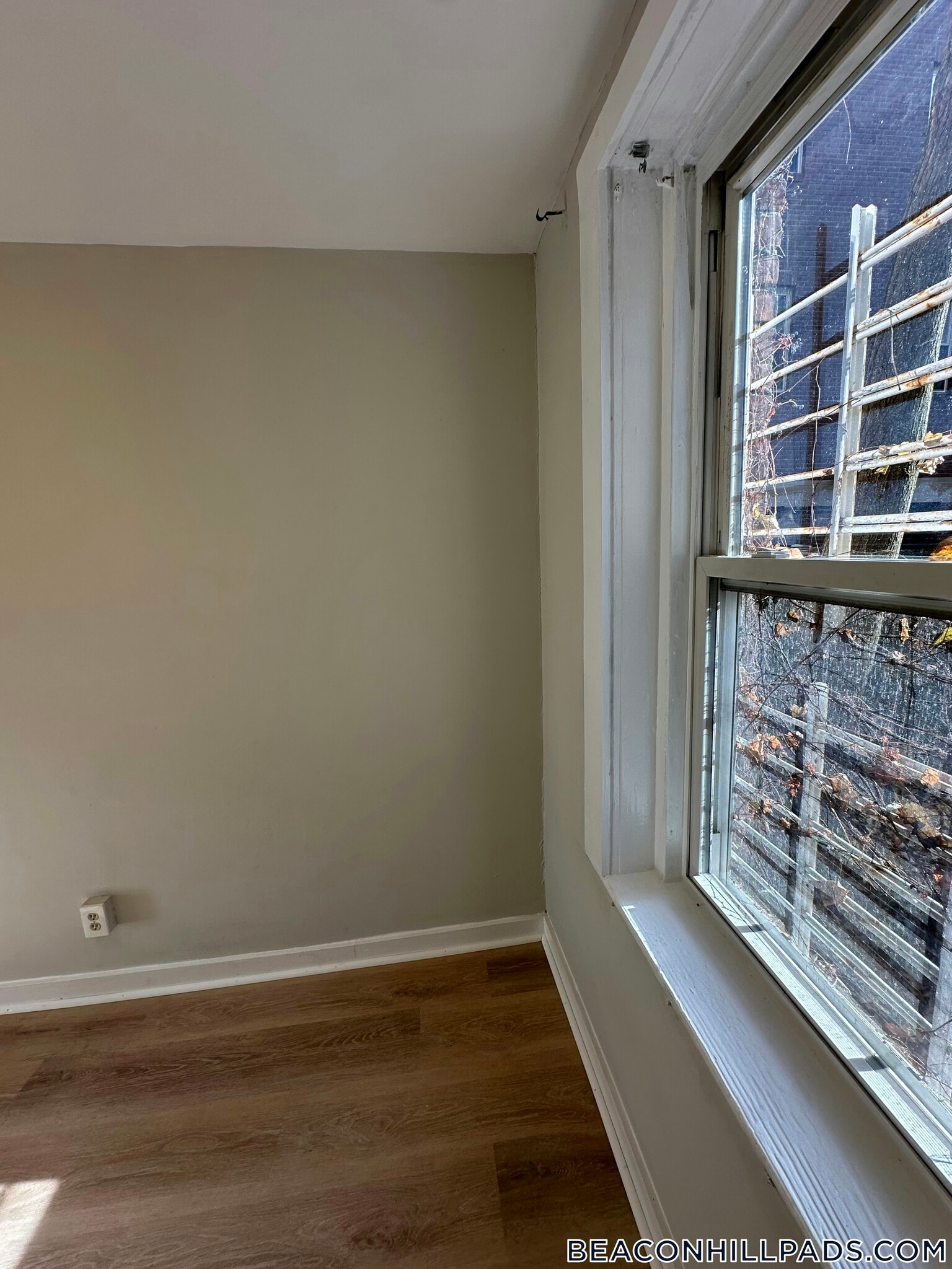 Building Photo - 70 Joy St