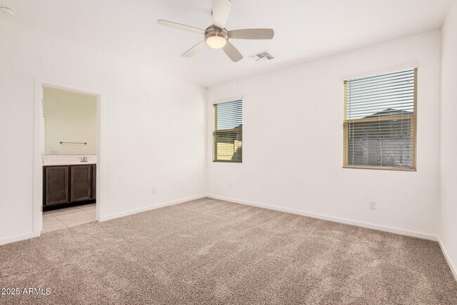 Building Photo - 399 Pelipa Dr