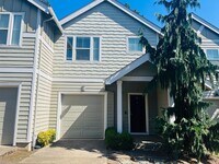 Building Photo - Charming, Air-Conditioned, 3-Bed, 2.5-Bath...