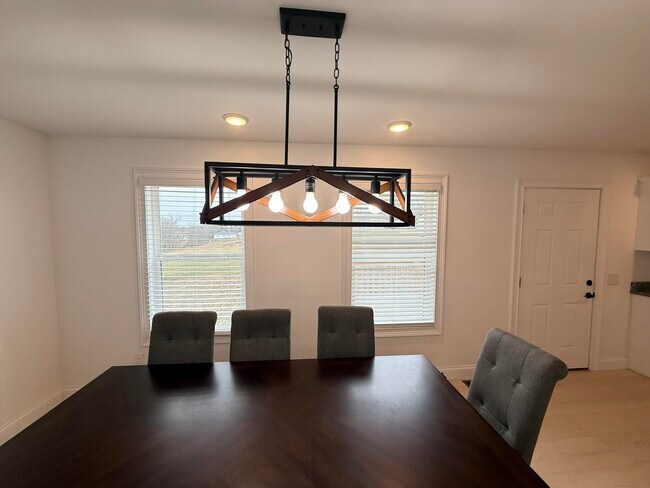 Building Photo - 46 Caden Ln