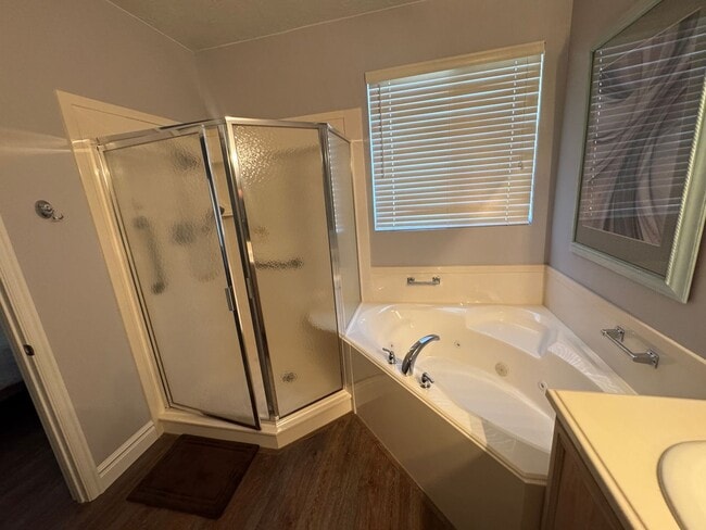 Building Photo - Beautiful 3 Bed / 2 Bath Furnished Home in Sun River 55+ Community!!