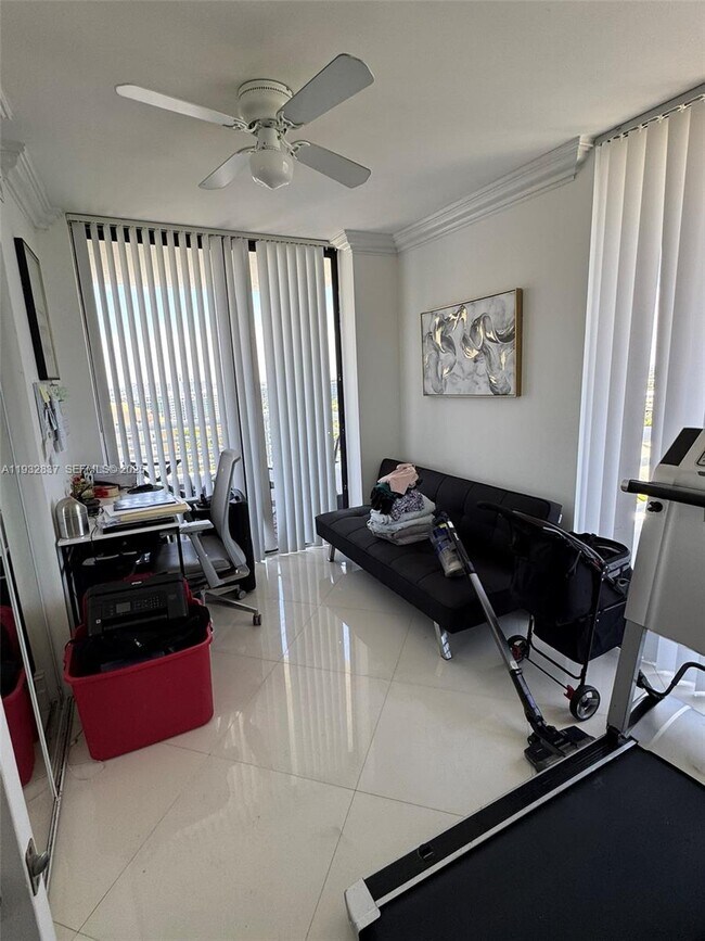 Building Photo - 3300 NE 192 St