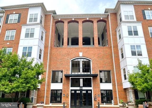 Building Photo - 501 Hungerford Dr