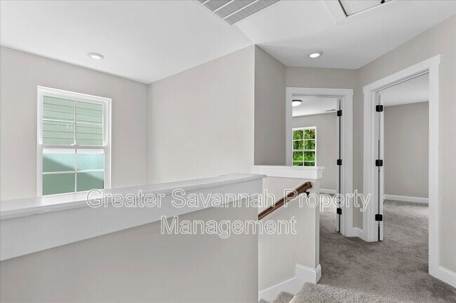 Building Photo - 45 Grove Park Dr