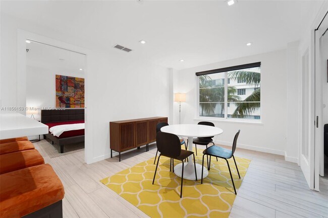 Building Photo - 1460 Ocean Dr