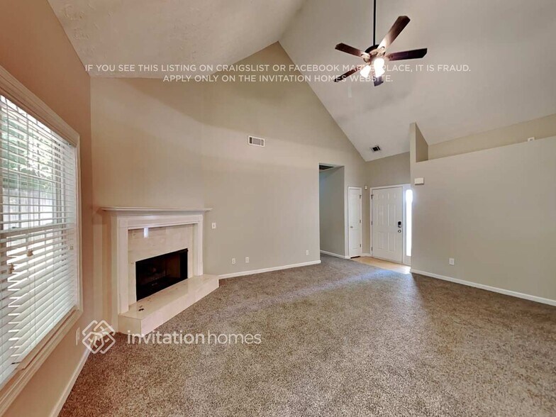 Building Photo - 304 Apache Dr