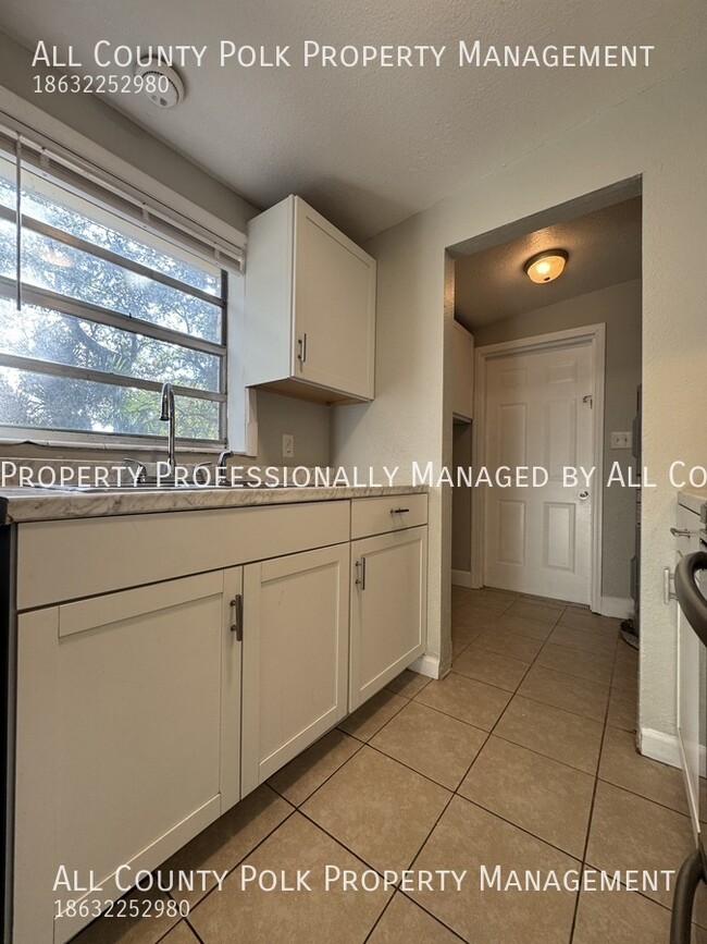 Building Photo - Affordable 3 Bedroom in Winter Garden