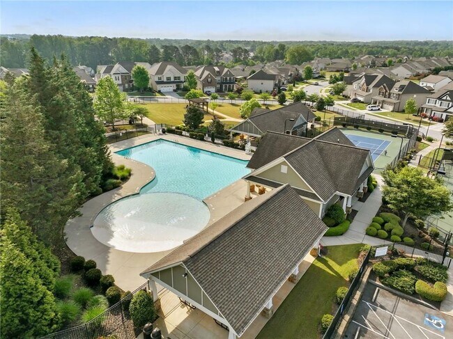 Building Photo - 4780 Lost Creek Dr