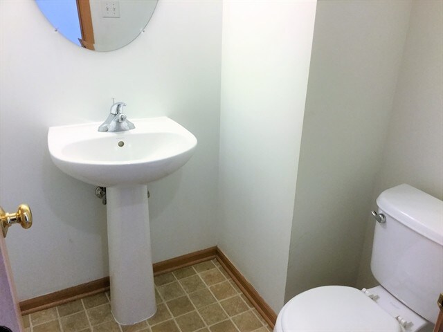 Building Photo - 746 Lancaster Drive