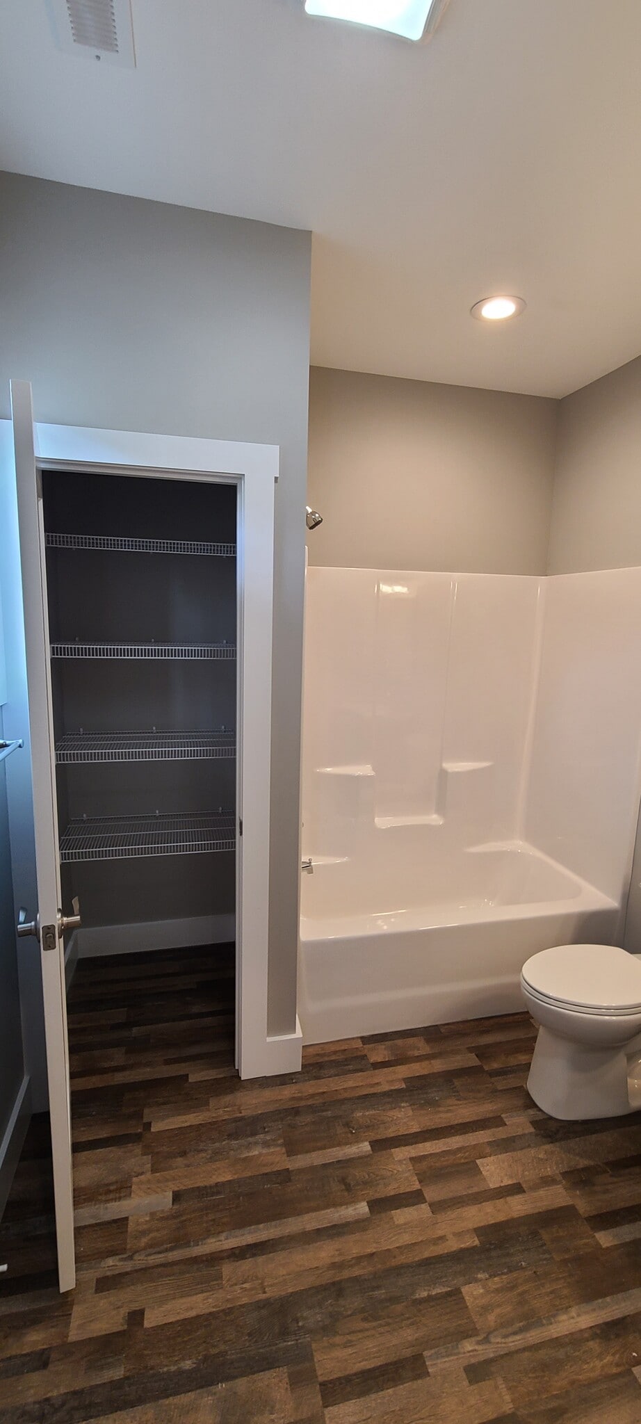 Building Photo - 109 Stone Dr
