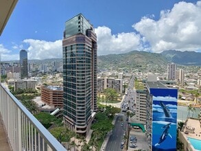 Building Photo - 1 Bedroom, 1 Bath Condo in the Heart of Waikiki – $2500/month