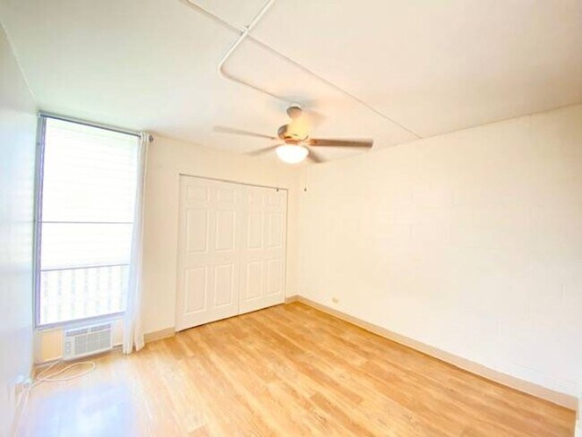 Building Photo - 2br/1ba/1pkg Apartment in Hokuahi Apartmen...