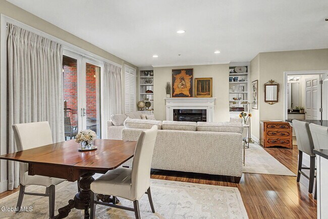 Building Photo - 87 Railroad Pl