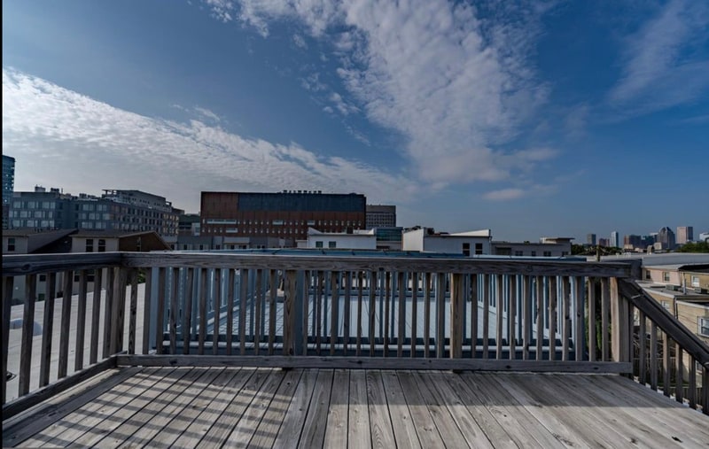 Building Photo - 1012 McDonogh St