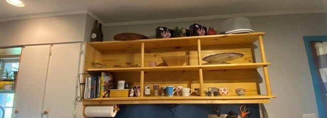 Building Photo - 306 Woodlawn Dr