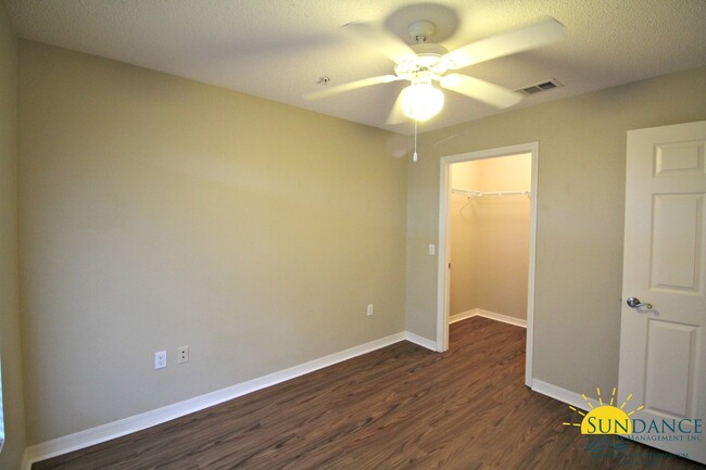 Building Photo - Pool view 2 Bedroom Unit at The Florida Cl...