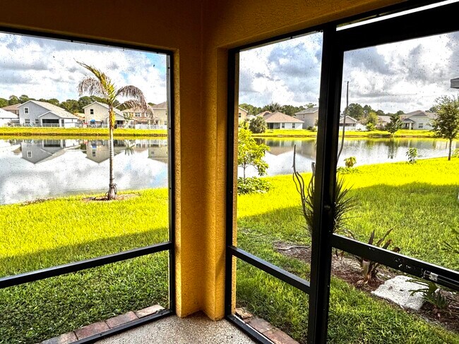 Building Photo - 9558 Sea Spray Dr