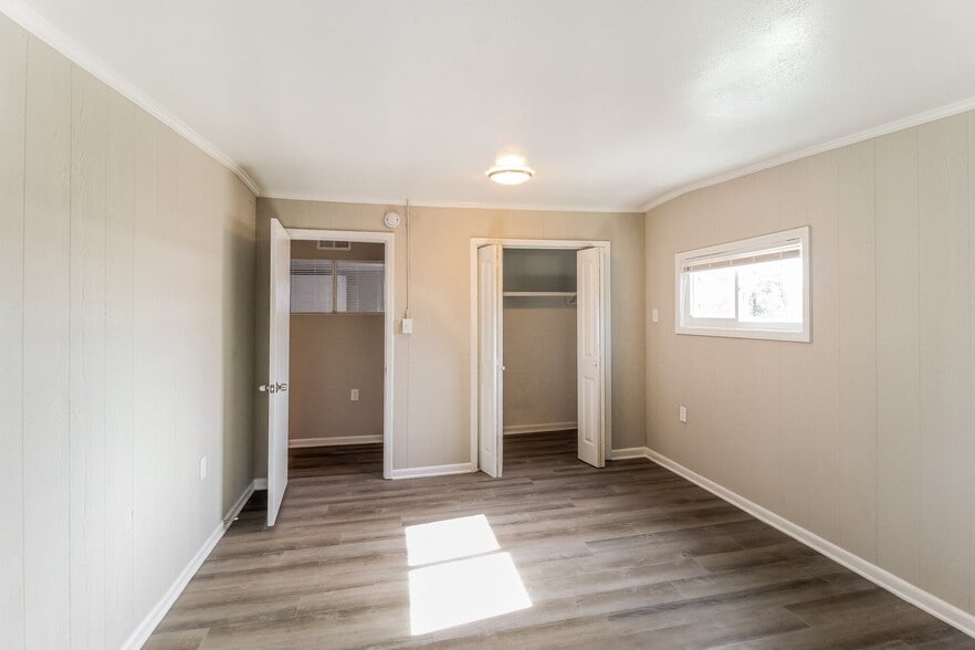 Building Photo - 106 Pocohontos Ave