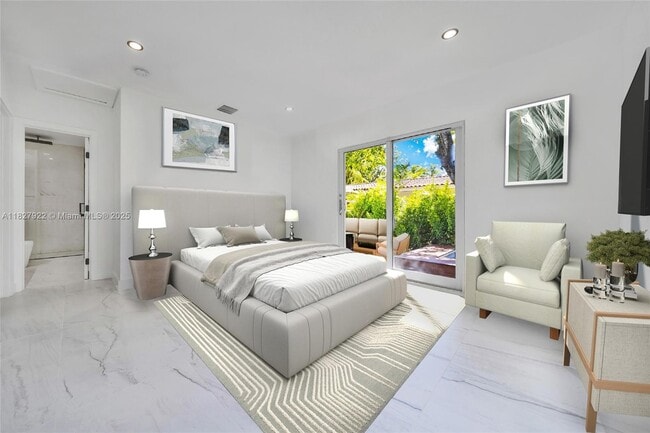 Building Photo - 400 Sansovino Ave