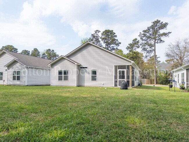 Building Photo - 1163 Dan Owen Dr