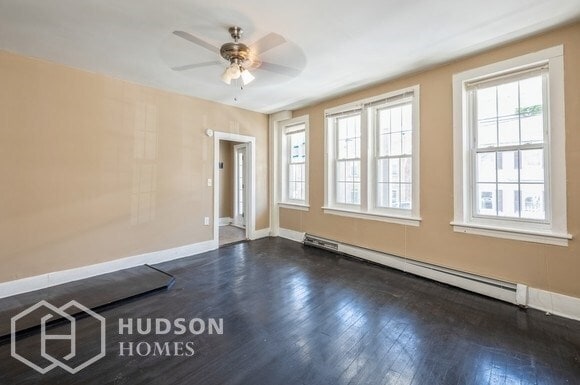 Building Photo - NOW AVAILABLE! 12 Westerlo St, Coeymans, N...