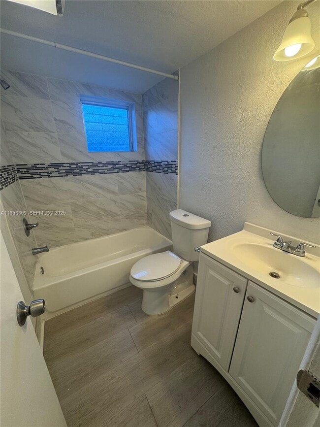 Building Photo - 2331 Adams St