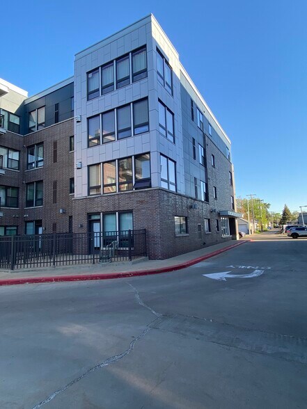 Building Photo - 7601 Aldrich Ave S