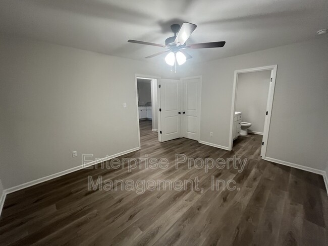 Building Photo - 3020 Benjestown Rd
