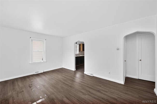 Building Photo - 3028 Welch Ave