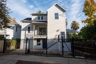 Building Photo - 313-315 W Street