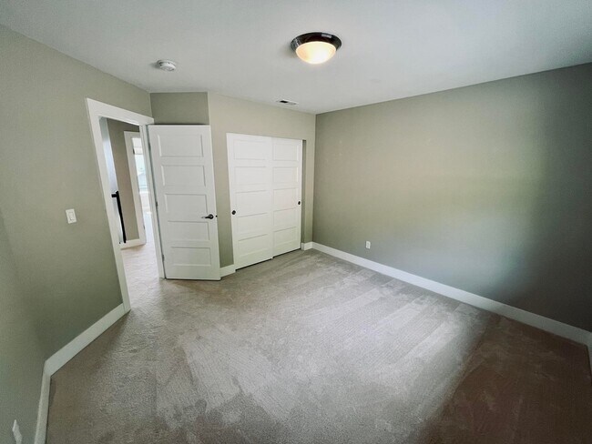 Building Photo - 8113 173rd Ave E