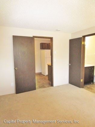 Building Photo - 3910-3948 SW Multnomah Blvd