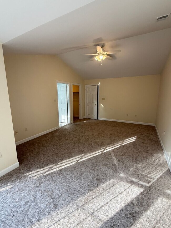 Building Photo - 17301 Pacific Rim Terrace