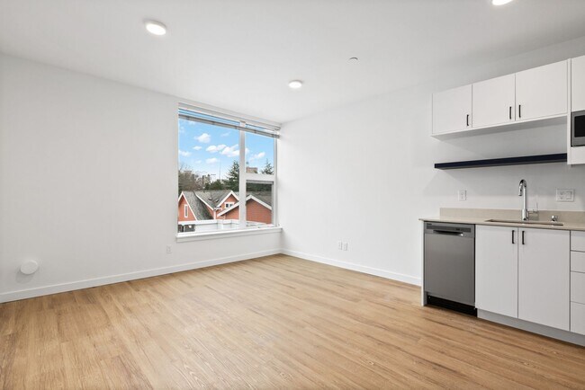 Interior Photo - Canopy