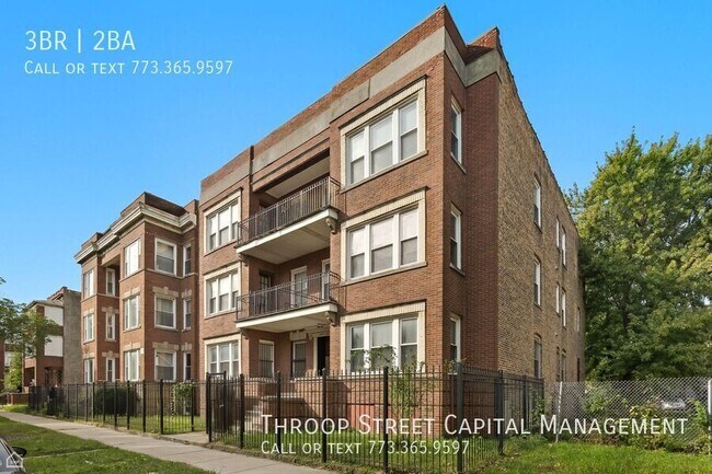 Building Photo - 6134 S Vernon Ave