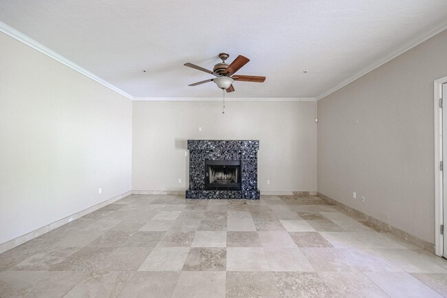 Building Photo - 8830 E Carol Way