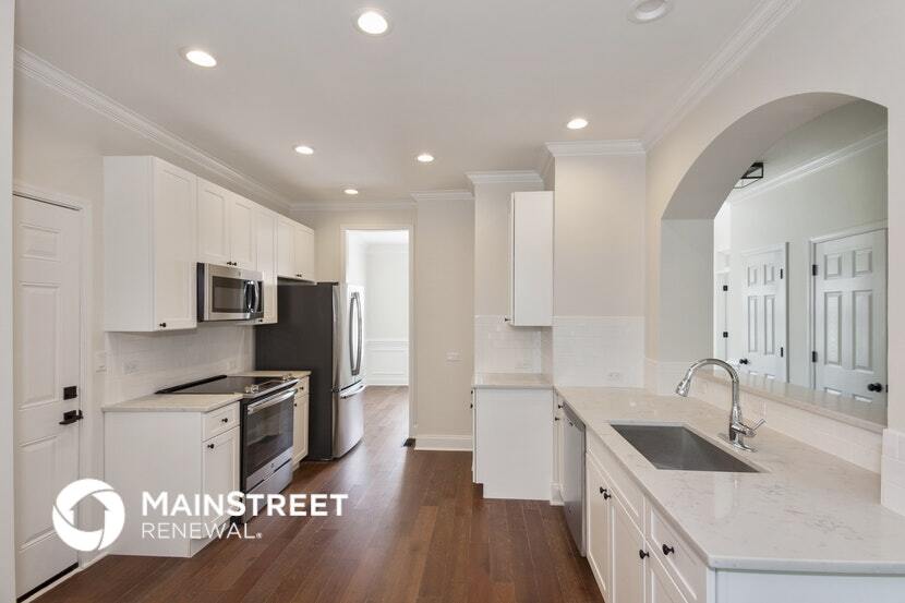 Building Photo - 2825 Chip Shot Dr