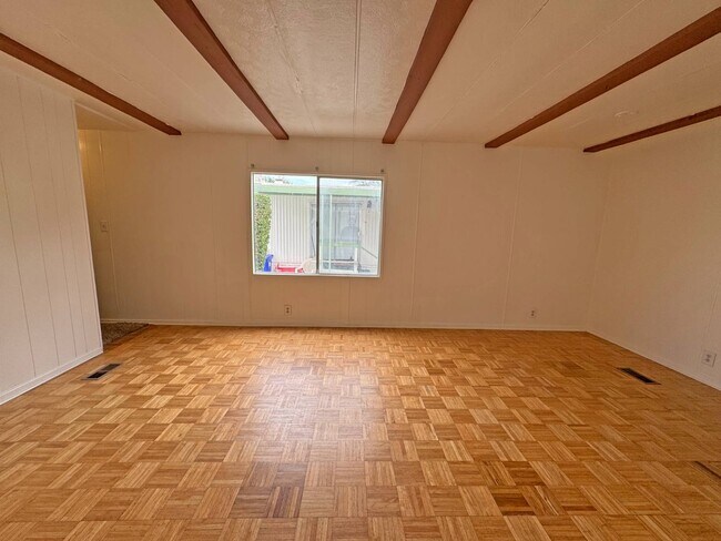 Building Photo - 70210 CA-111