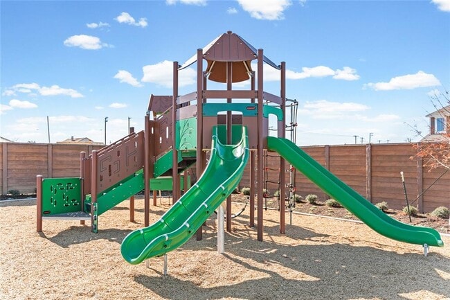 Building Photo - 120 Desert Hare Dr