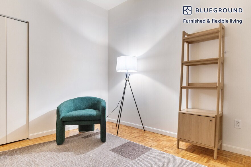 Building Photo - 85 John St