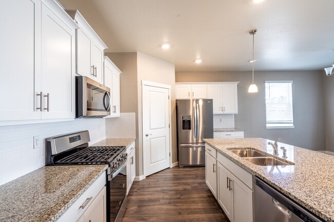 Building Photo - 5230 Janga Dr