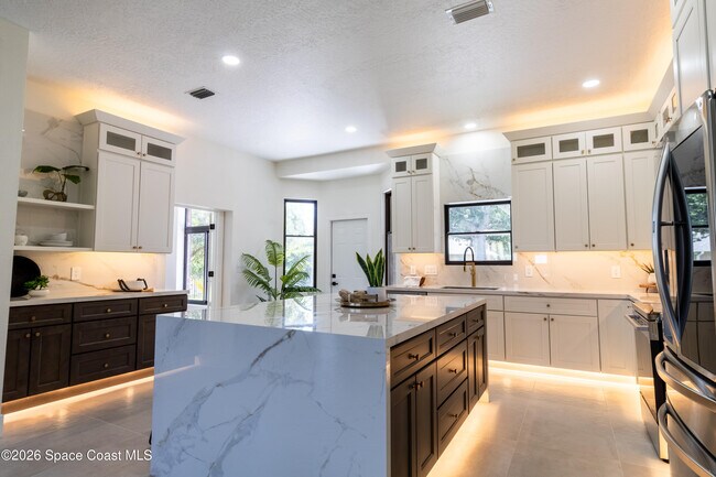 Building Photo - 105 Brookhill Dr