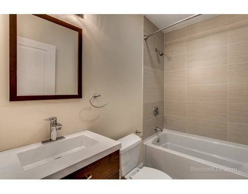 Building Photo - 49 Cook St