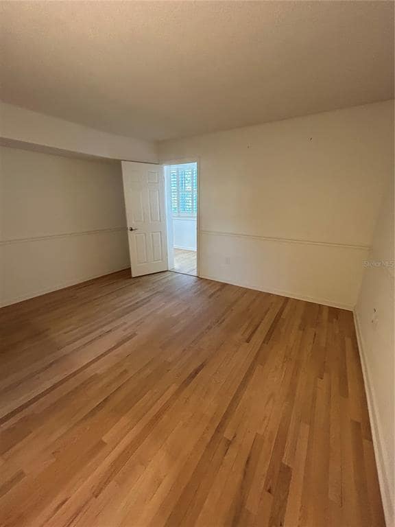 Building Photo - 690 Osceola Ave