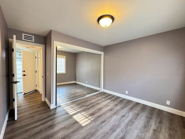 Building Photo - 16419 Bear Meadow Cir