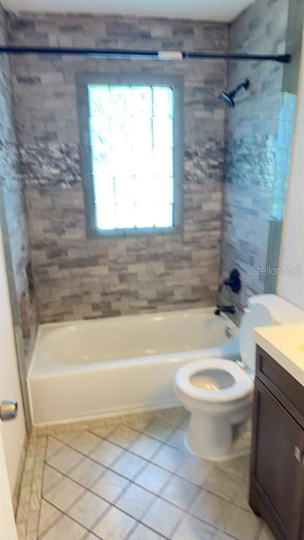 Building Photo - 332 Buena Vista Dr S