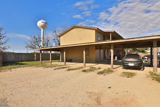 Building Photo - Adorable 2 bedroom apartment!